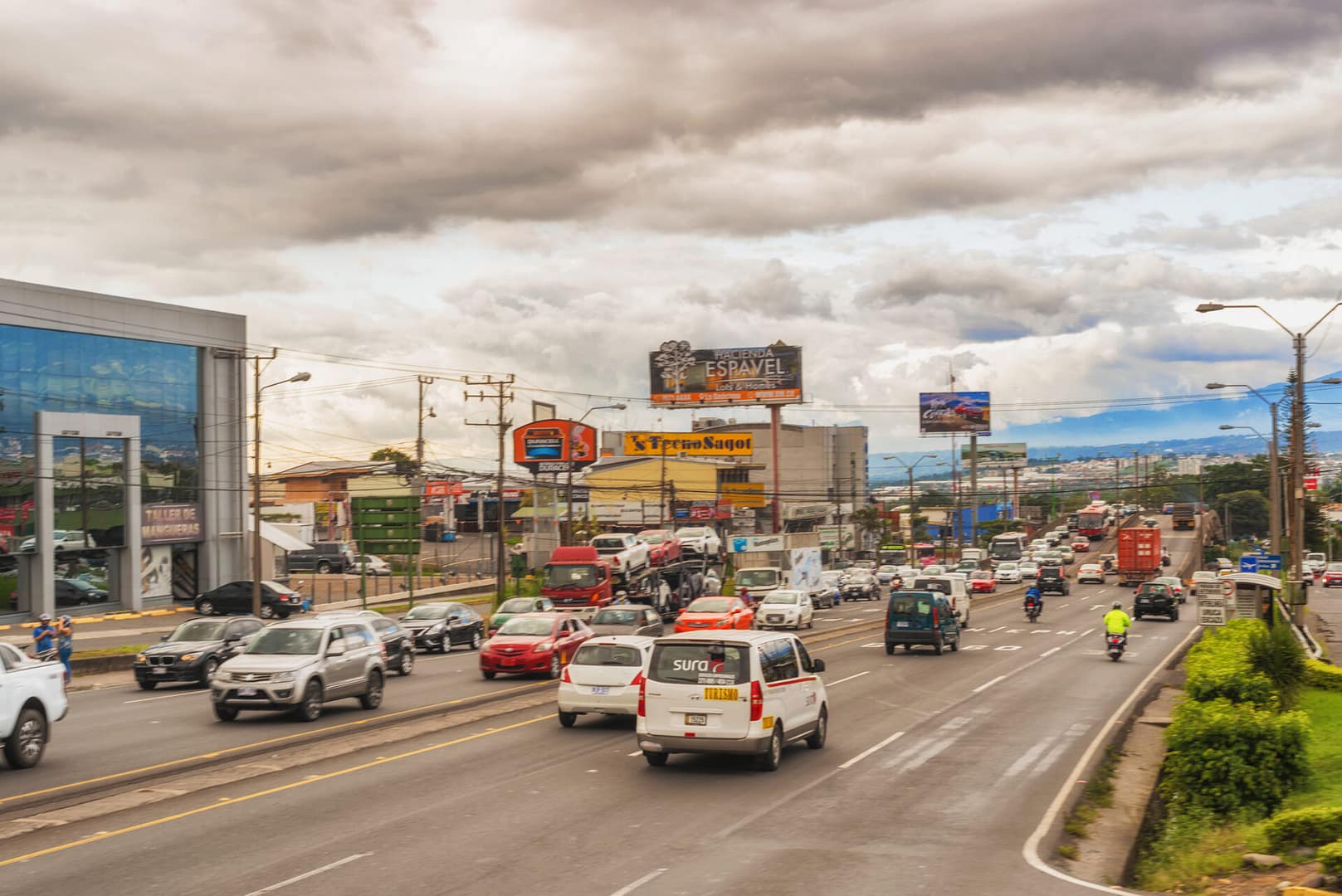 Traffic in San Jose, Costa Rica